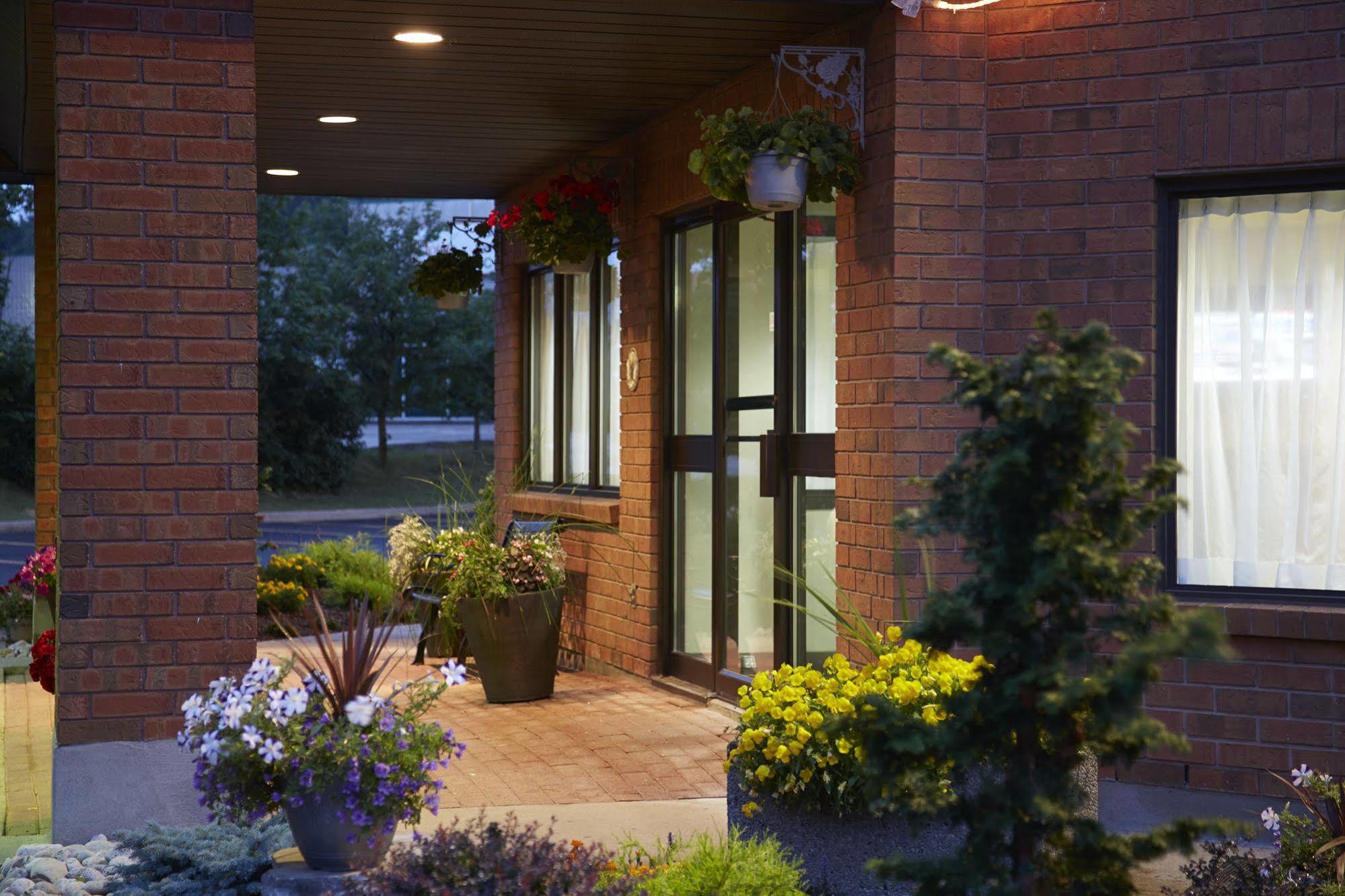 Comfort Inn Drummondville Zewnętrze zdjęcie